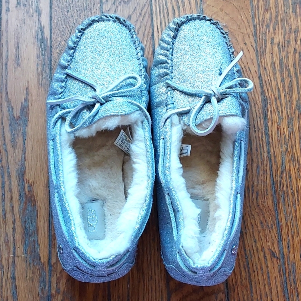 Ugg slippers glitter nwot 9